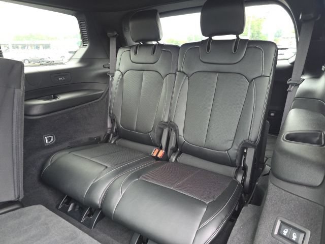 Used 2025 Jeep Grand Cherokee L Overland w/ Advanced Protech Group III AWD/4WD image 41