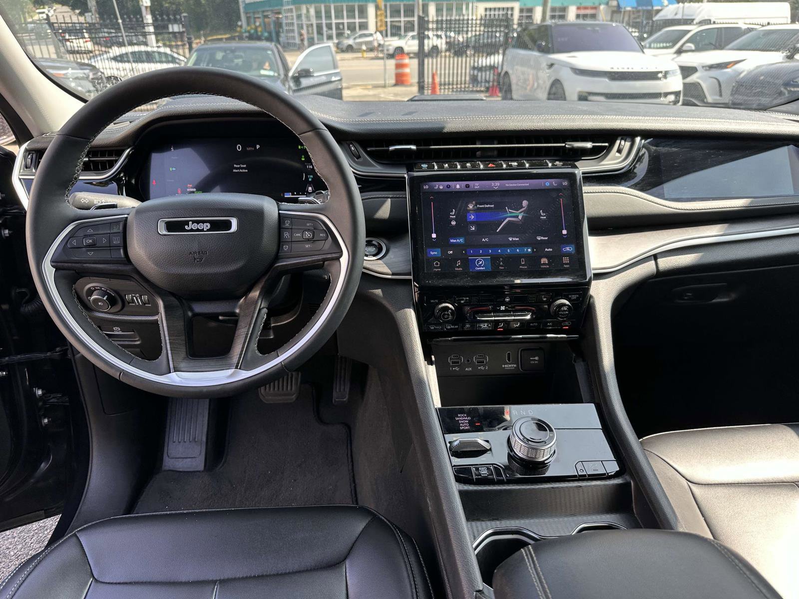 Used 2024 Jeep Grand Cherokee Limited 4xe image 19
