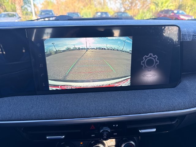 Certified 2025 Nissan Kicks SV FWD image 21