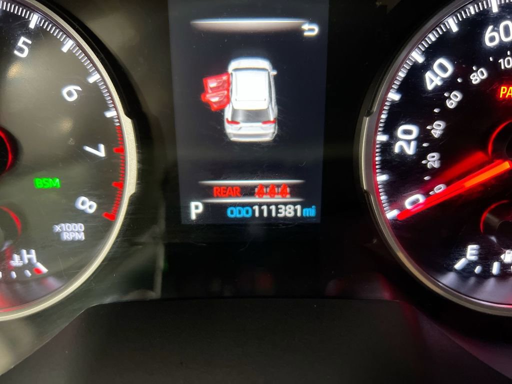 Used 2021 Toyota RAV4 XLE AWD/4WD image 8