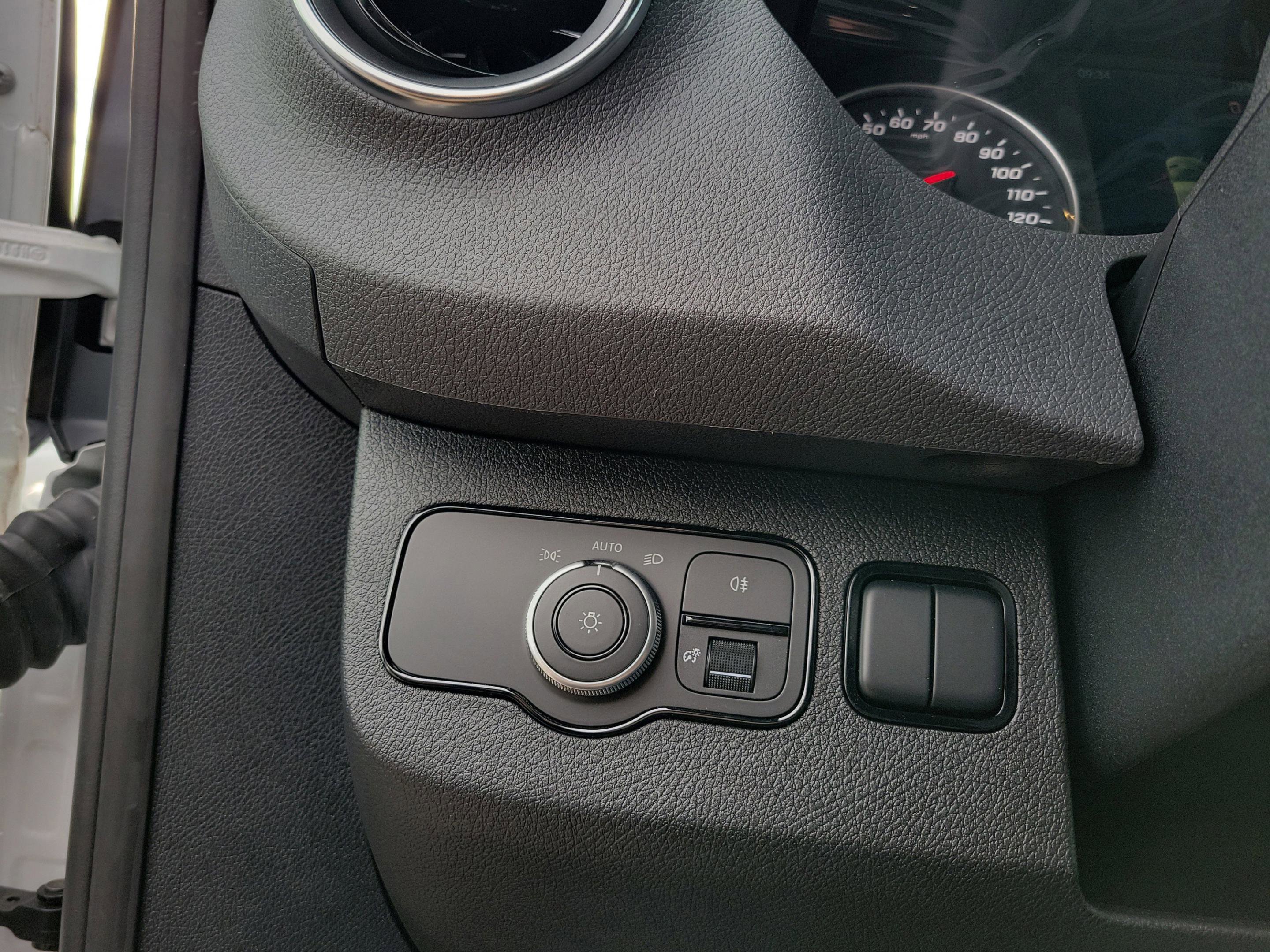 Used 2025 Mercedes-Benz Sprinter 2500 image 15