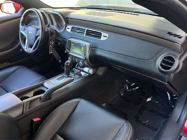 Used 2015 Chevrolet Camaro SS w/ RS Package RWD image 32