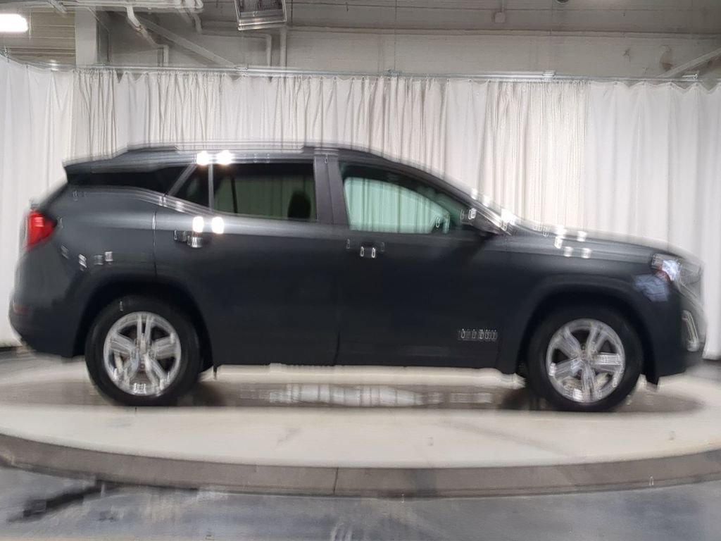 Used 2021 GMC Terrain SLE w/ Driver Convenience Package image 18