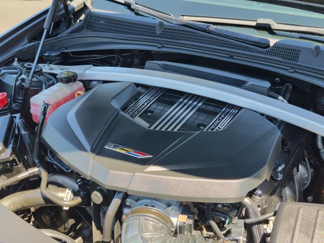 Used 2018 Cadillac CTS V w/ Luxury Package RWD image 22