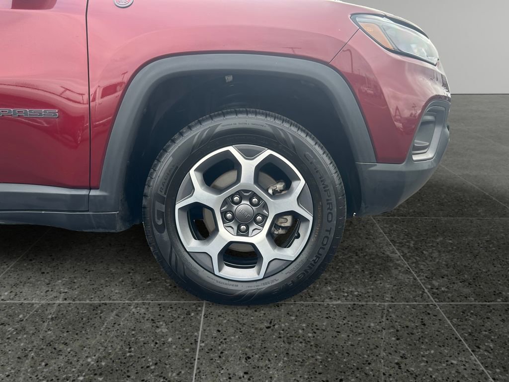 Used 2022 Jeep Compass Trailhawk w/ Trailhawk Convenience Group image 10