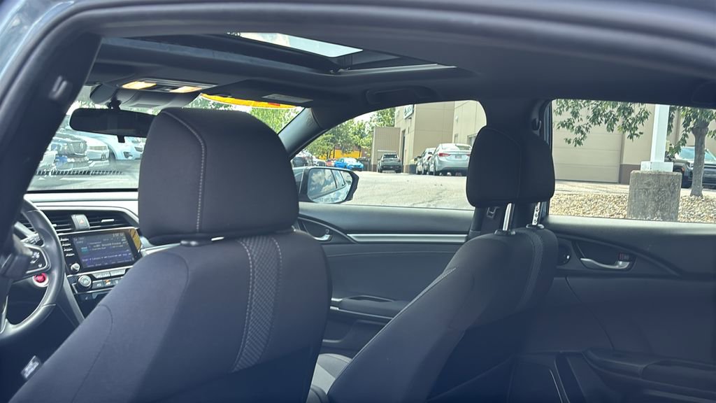 Certified 2020 Honda Civic EX image 32
