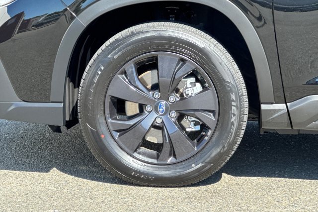 Certified 2026 Subaru Ascent Premium AWD/4WD image 33