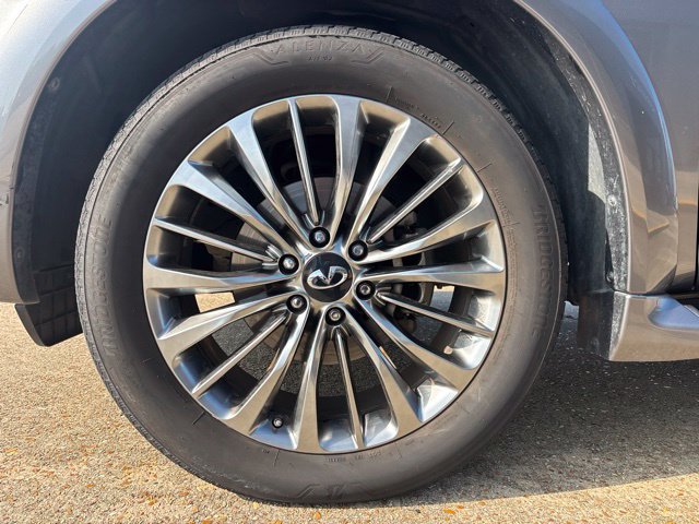 Used 2019 INFINITI QX80 Luxe w/ Proactive Package RWD image 12