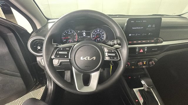 Used 2024 Kia Forte LXS w/ LXS Technology Package FWD image 14