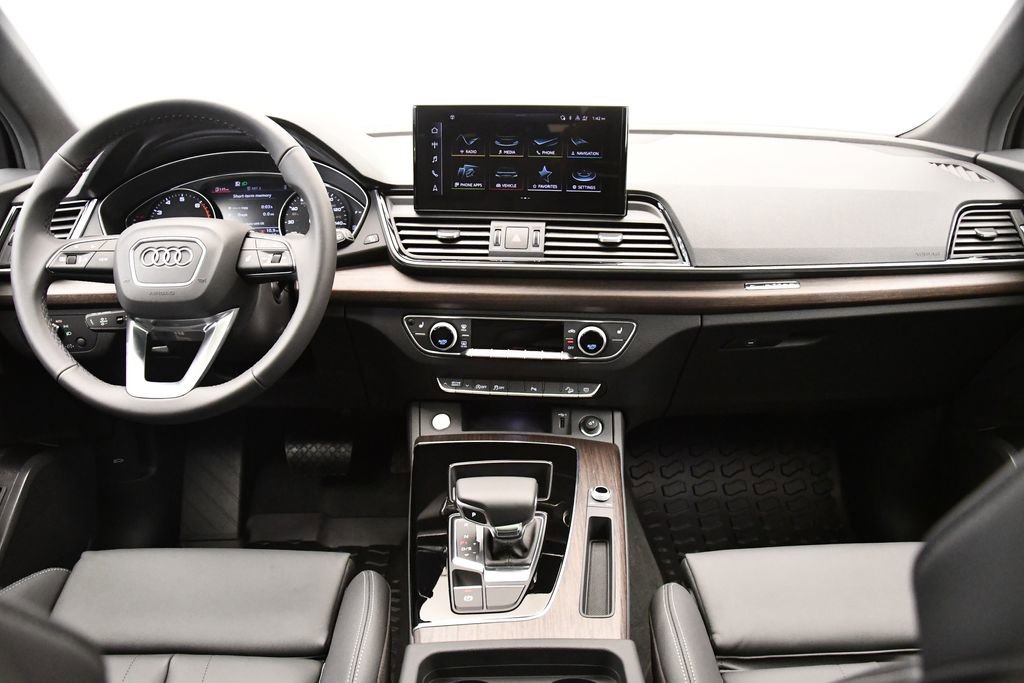 Used 2025 Audi Q5 2.0T Premium image 19