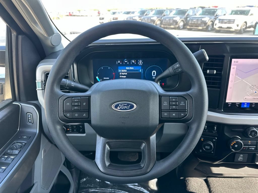 New 2026 Ford F350 XLT w/ XLT Premium Package AWD/4WD image 17