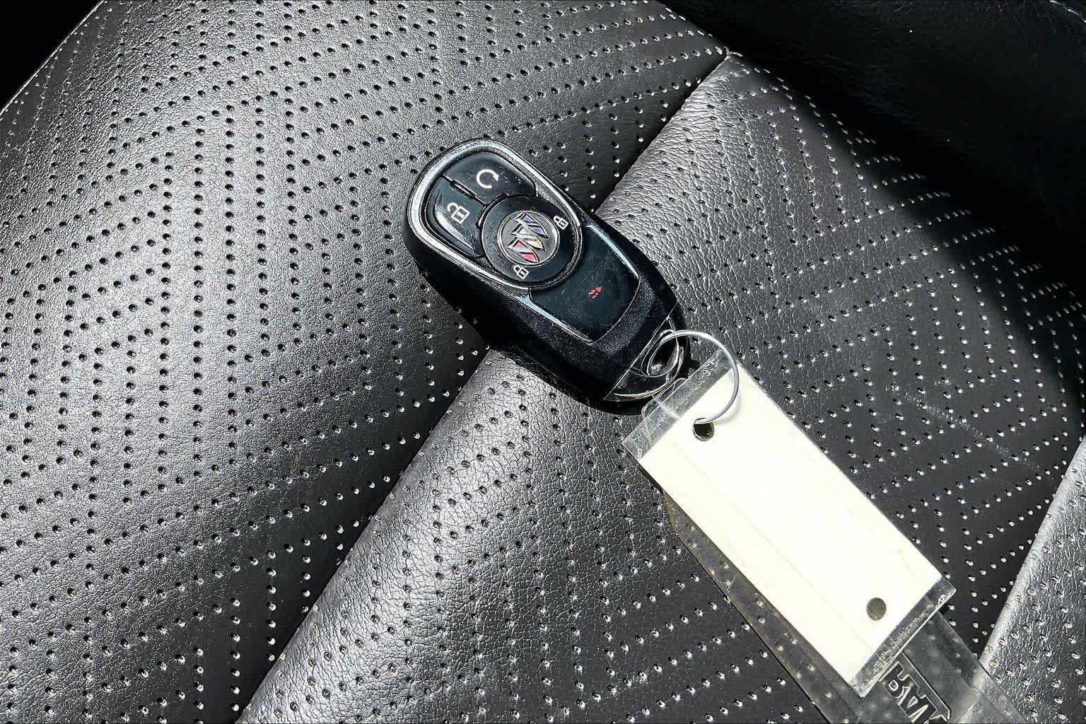 Used 2020 Buick Encore GX Essence FWD image 14