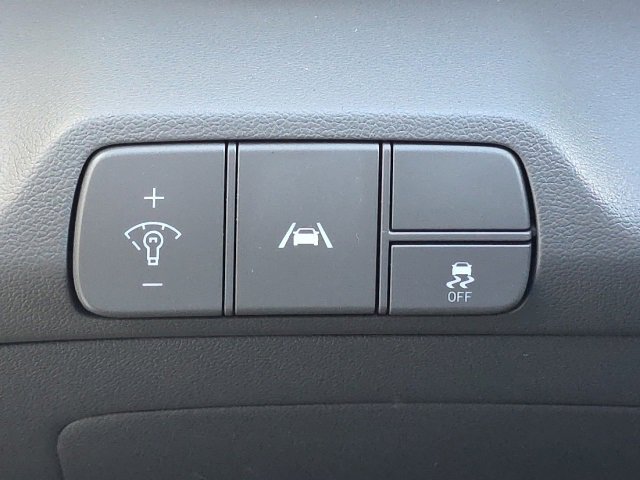 Certified 2023 Hyundai Elantra SEL w/ Convenience Package image 9