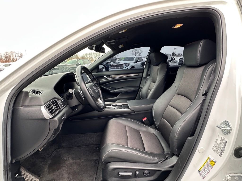 Used 2022 Honda Accord Sport image 17