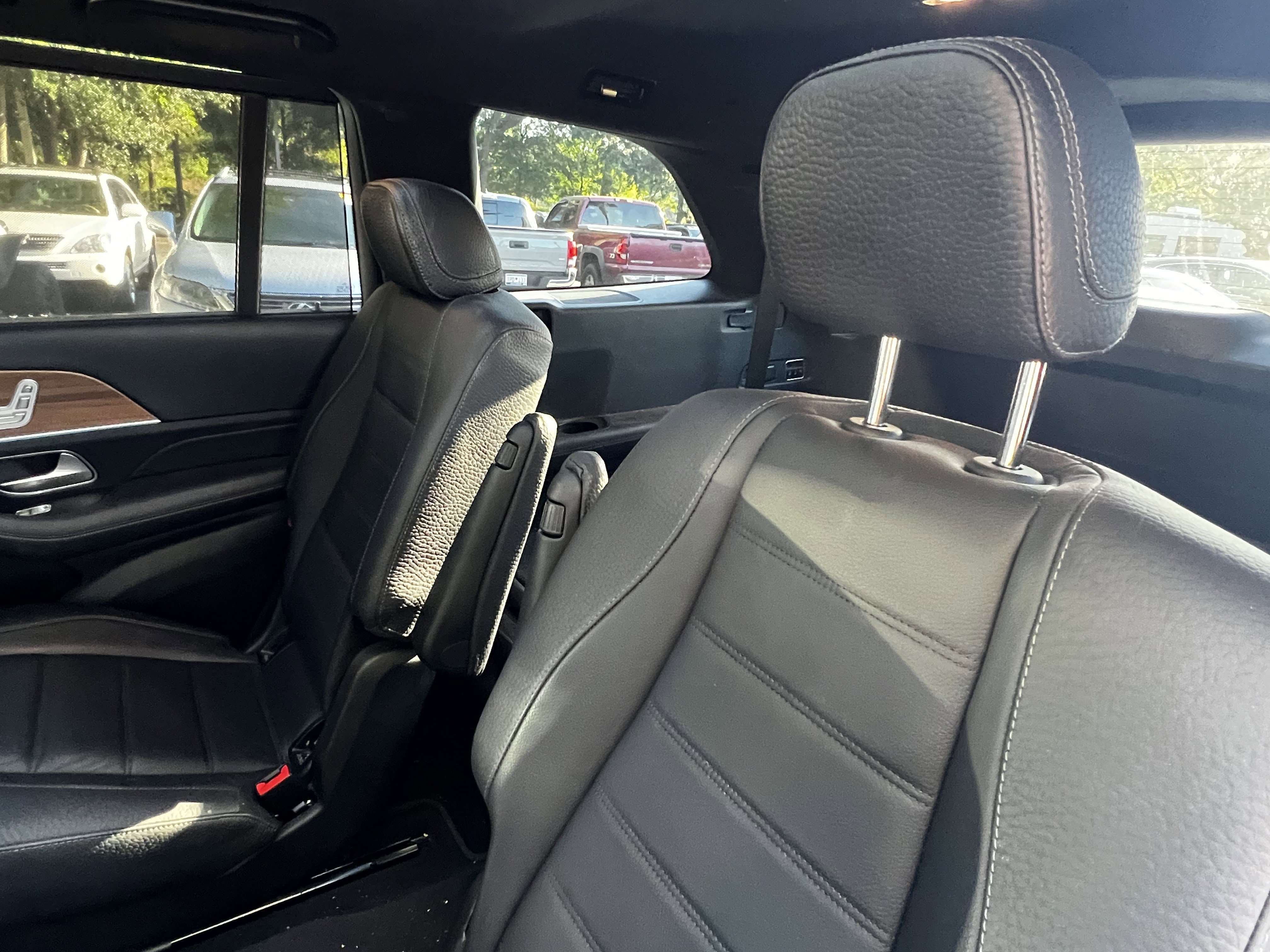 Used 2020 Mercedes-Benz GLS 580 4MATIC image 34