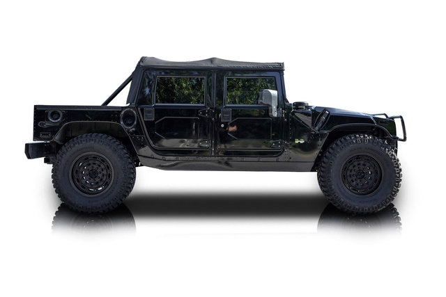 Used 2003 HUMMER H1 4-Door Open Top AWD/4WD image 2