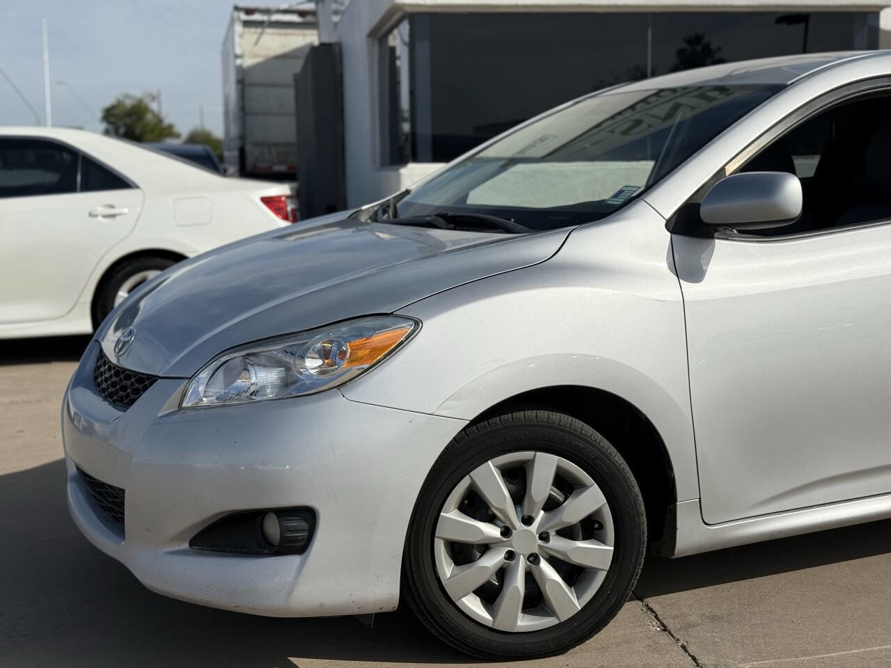 Used 2012 Toyota Matrix S image 5