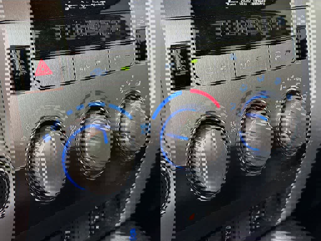 Used 2020 Toyota Tundra image 16