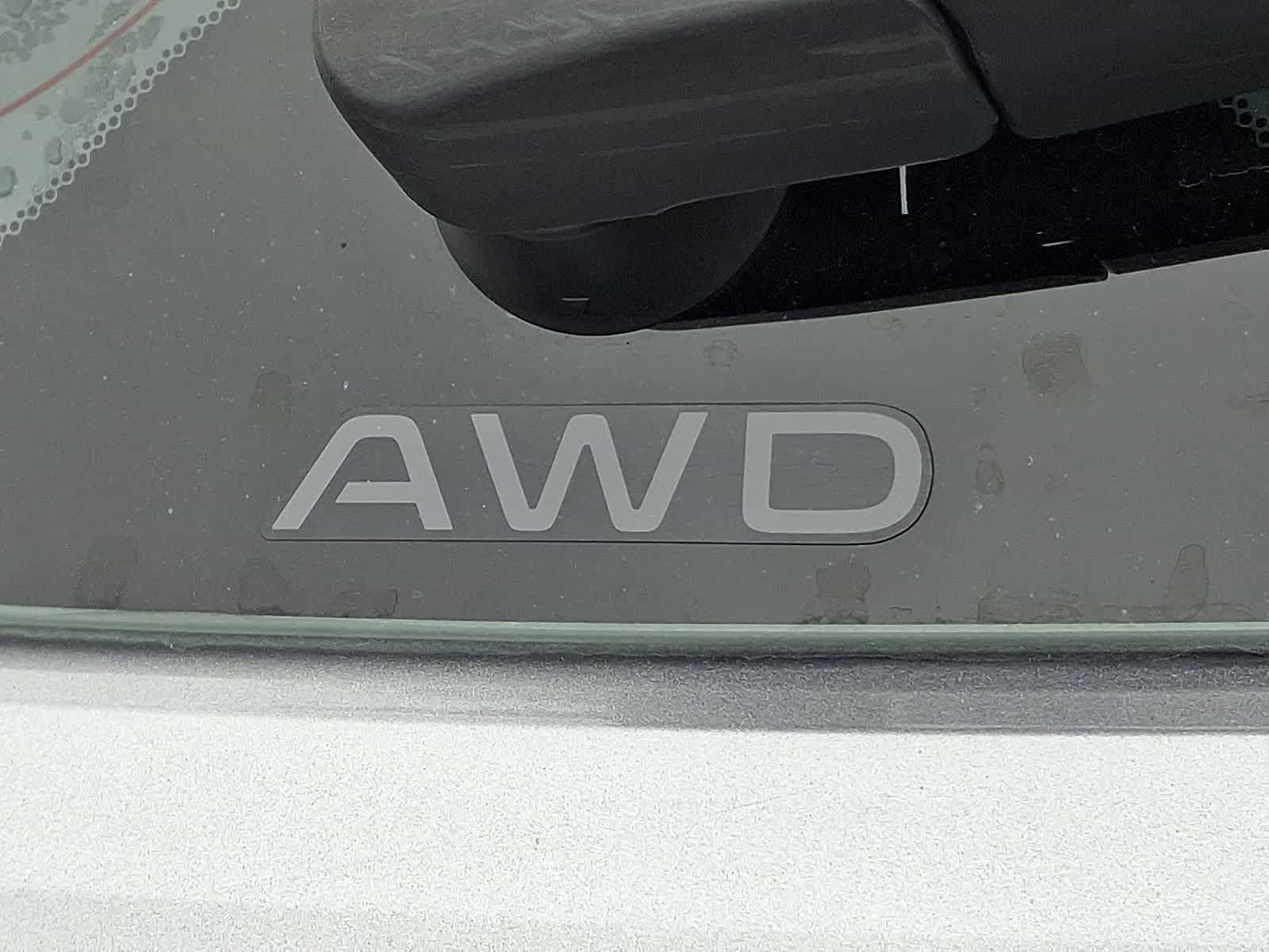 Used 2025 Honda HR-V LX image 26