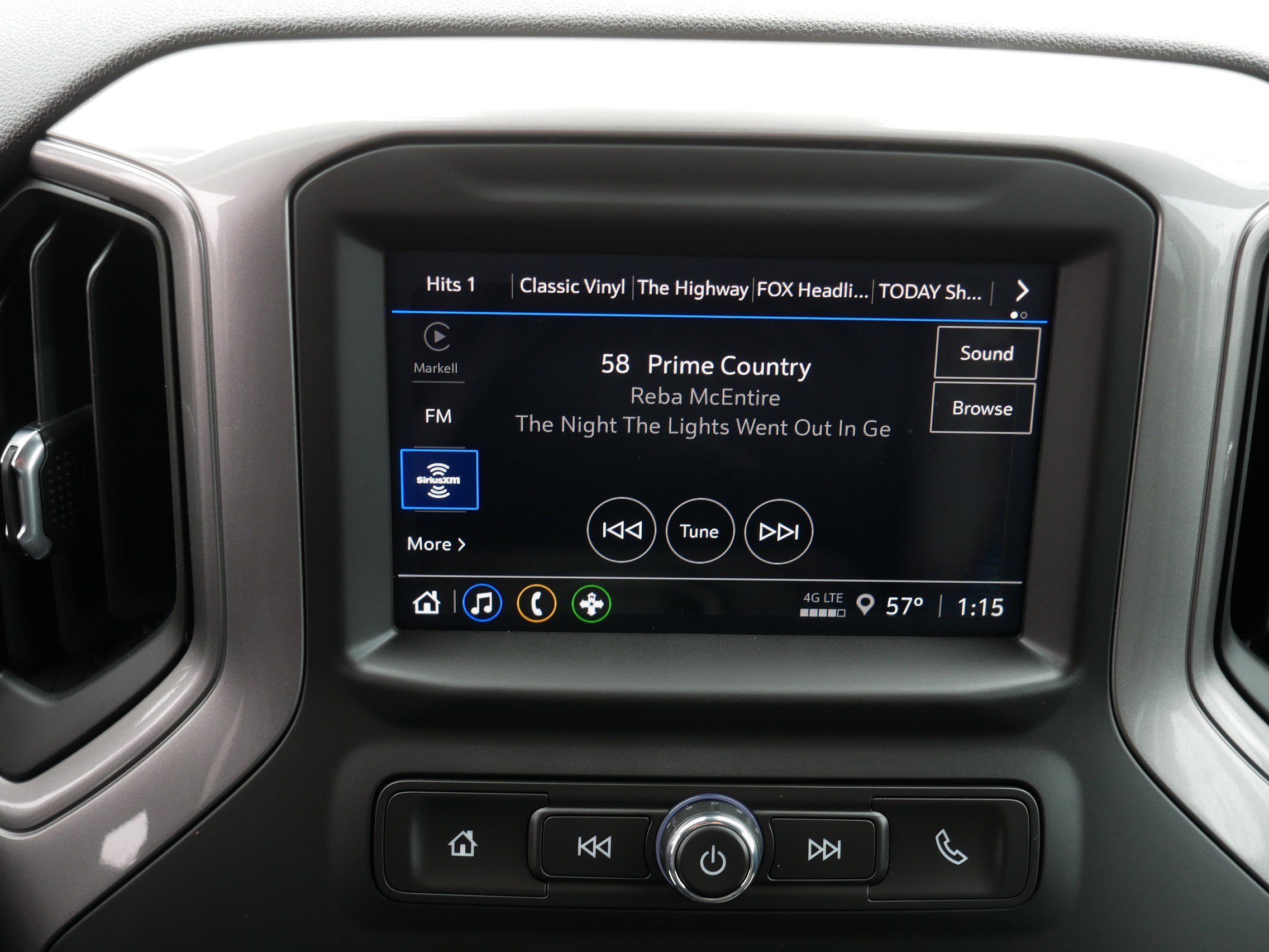 Used 2025 GMC Sierra 2500 Pro w/ Convenience Package image 22