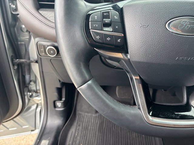 Used 2025 Ford Explorer Platinum w/ Ultimate Package AWD/4WD image 23