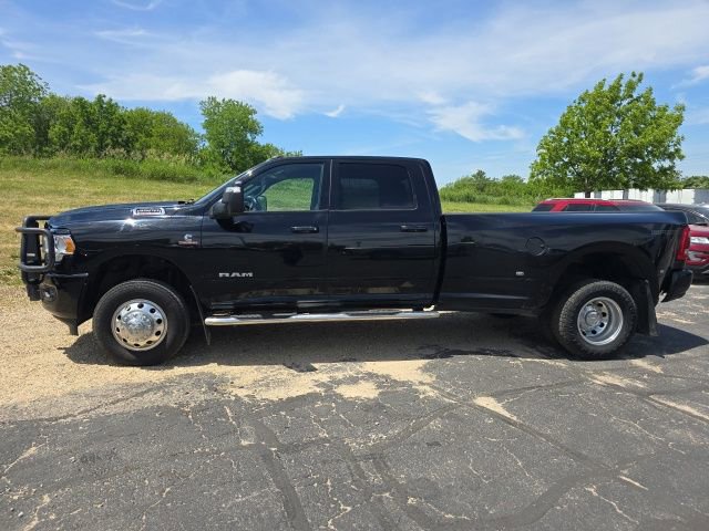 Used 2024 RAM 3500 Big Horn w/ Safety Group AWD/4WD image 4