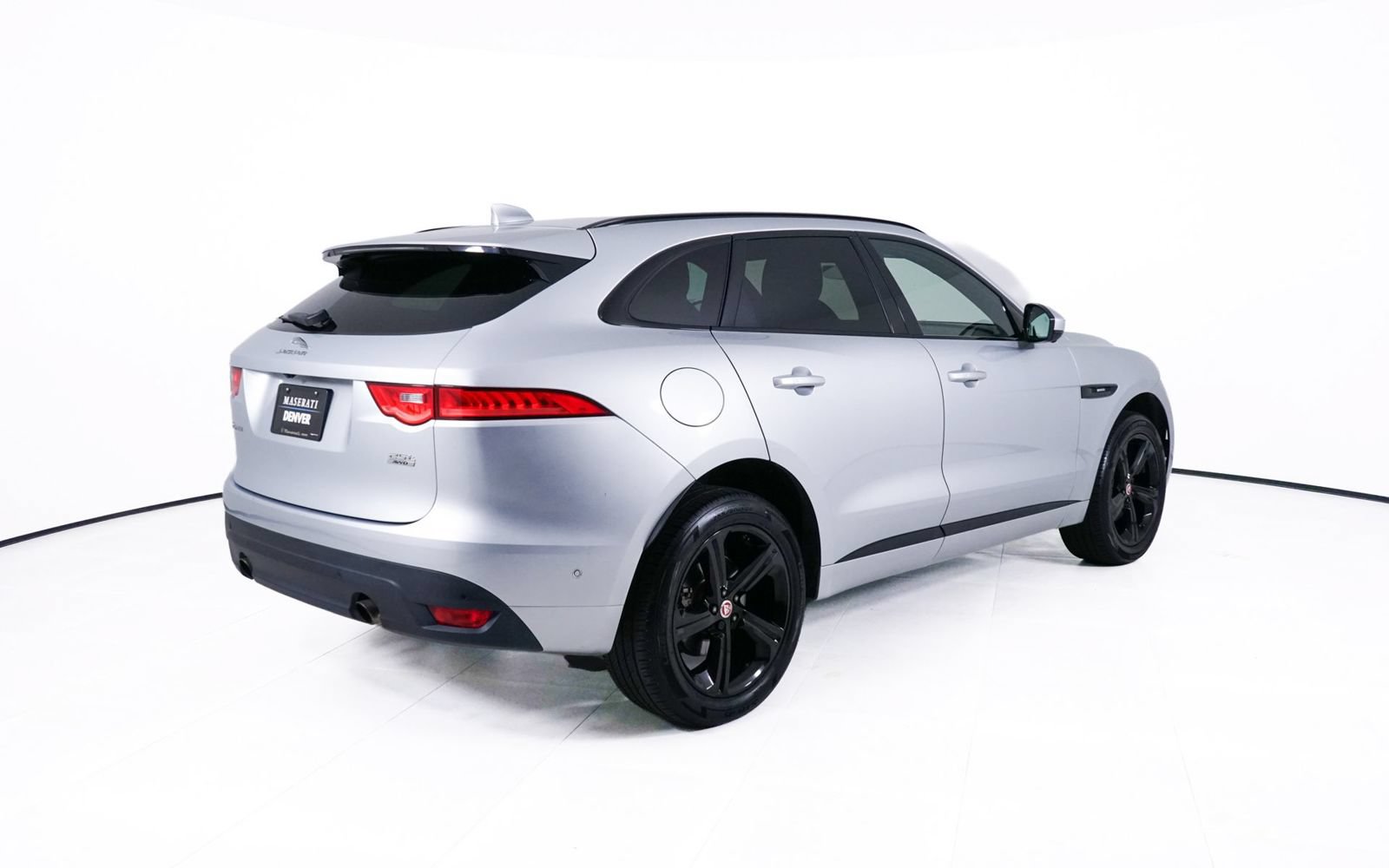 Used 2019 Jaguar F-PACE R-Sport AWD/4WD image 7