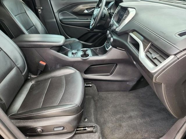 Used 2024 GMC Terrain SLT FWD image 12