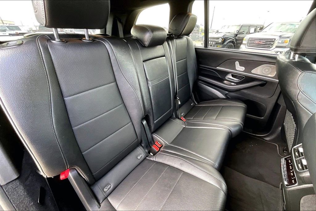 Used 2021 Mercedes-Benz GLS 450 4MATIC image 22