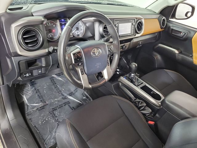 Used 2019 Toyota Tacoma SR5 RWD image 18