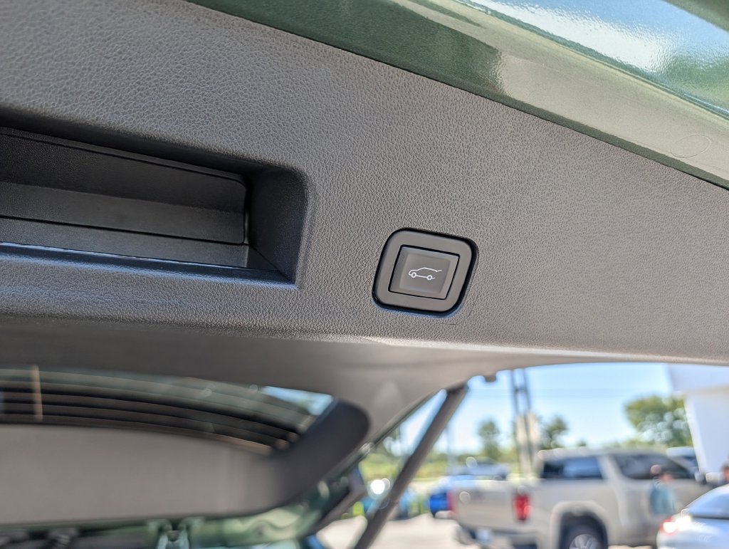 New 2027 GMC Acadia Elevation w/ Black Edition FWD image 29
