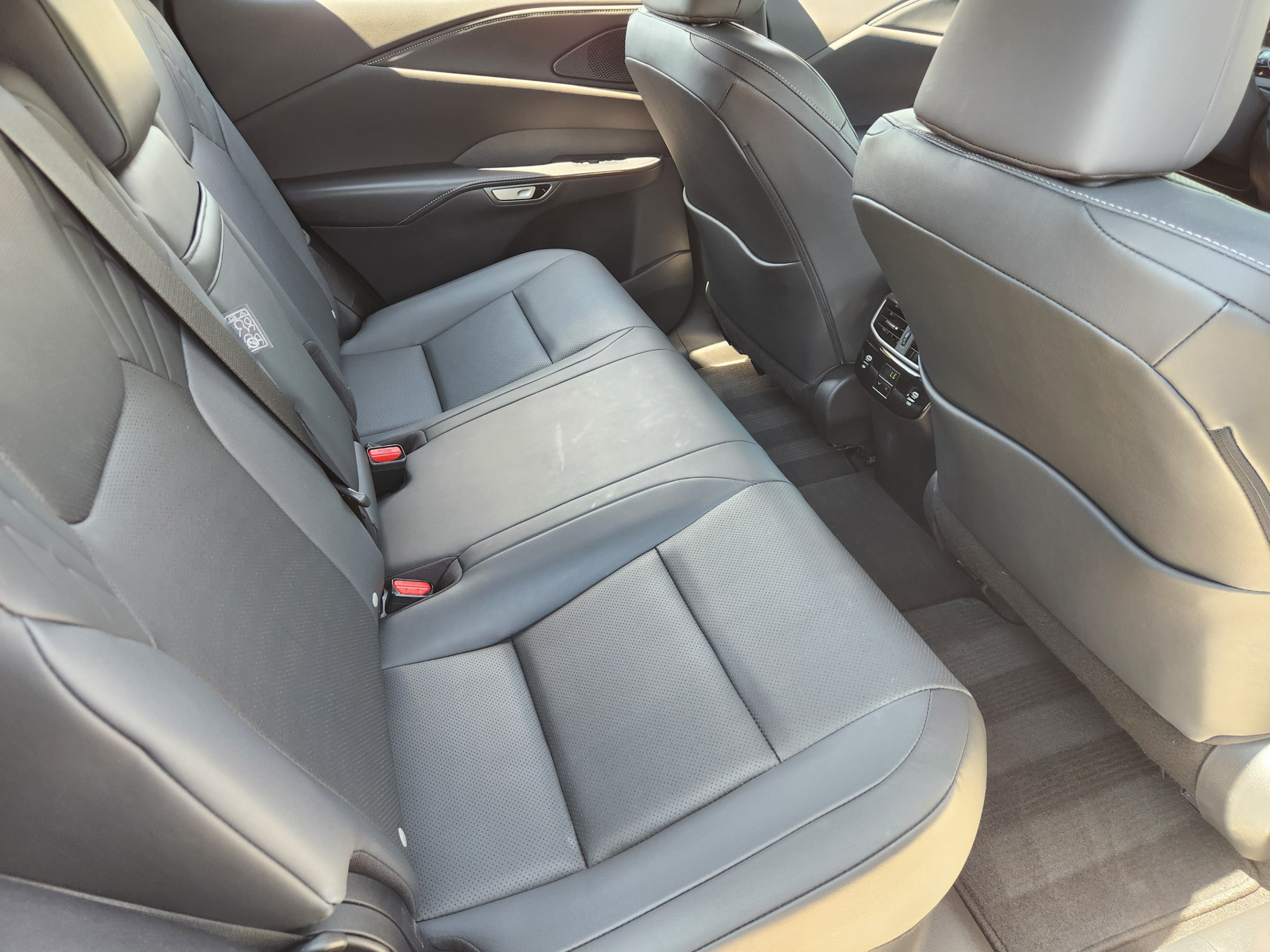 Used 2025 Lexus RX 350 FWD w/ Technology Package image 25