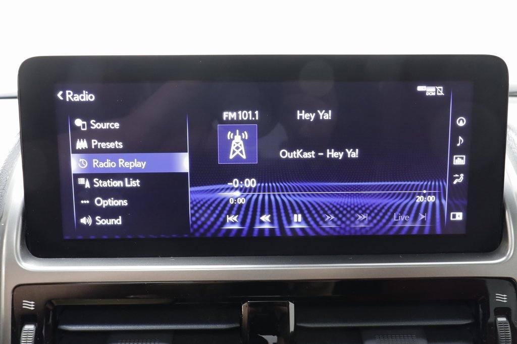 Used 2022 Lexus GX 460 Premium w/ Accessory Package image 9