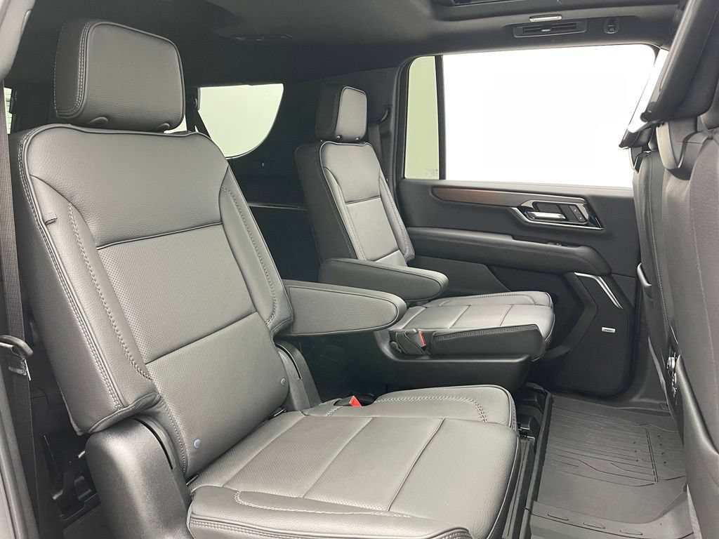 New 2026 GMC Yukon XL Denali w/ Denali Reserve Package AWD/4WD image 45
