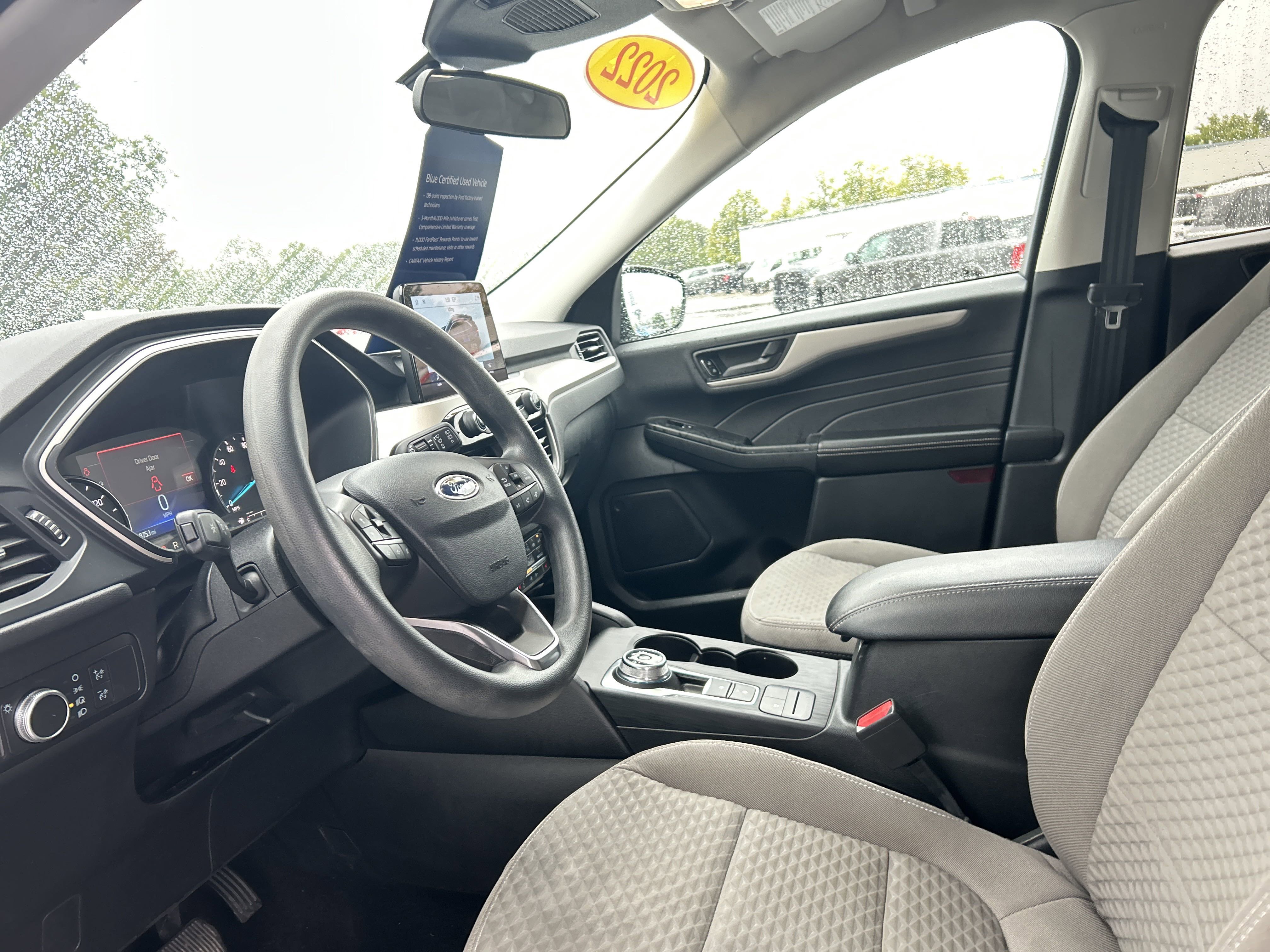 Certified 2022 Ford Escape SE image 13