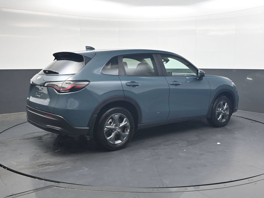 Certified 2026 Honda HR-V LX image 4