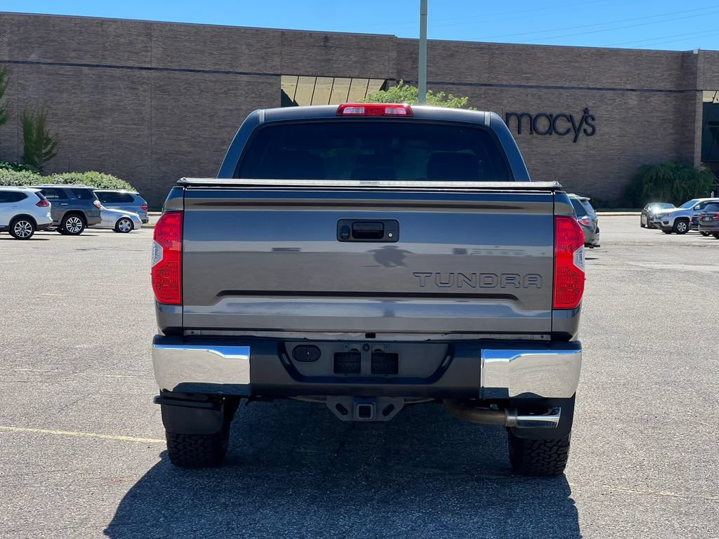 Used 2018 Toyota Tundra SR5 w/ SR5 Upgrade Package RWD image 42