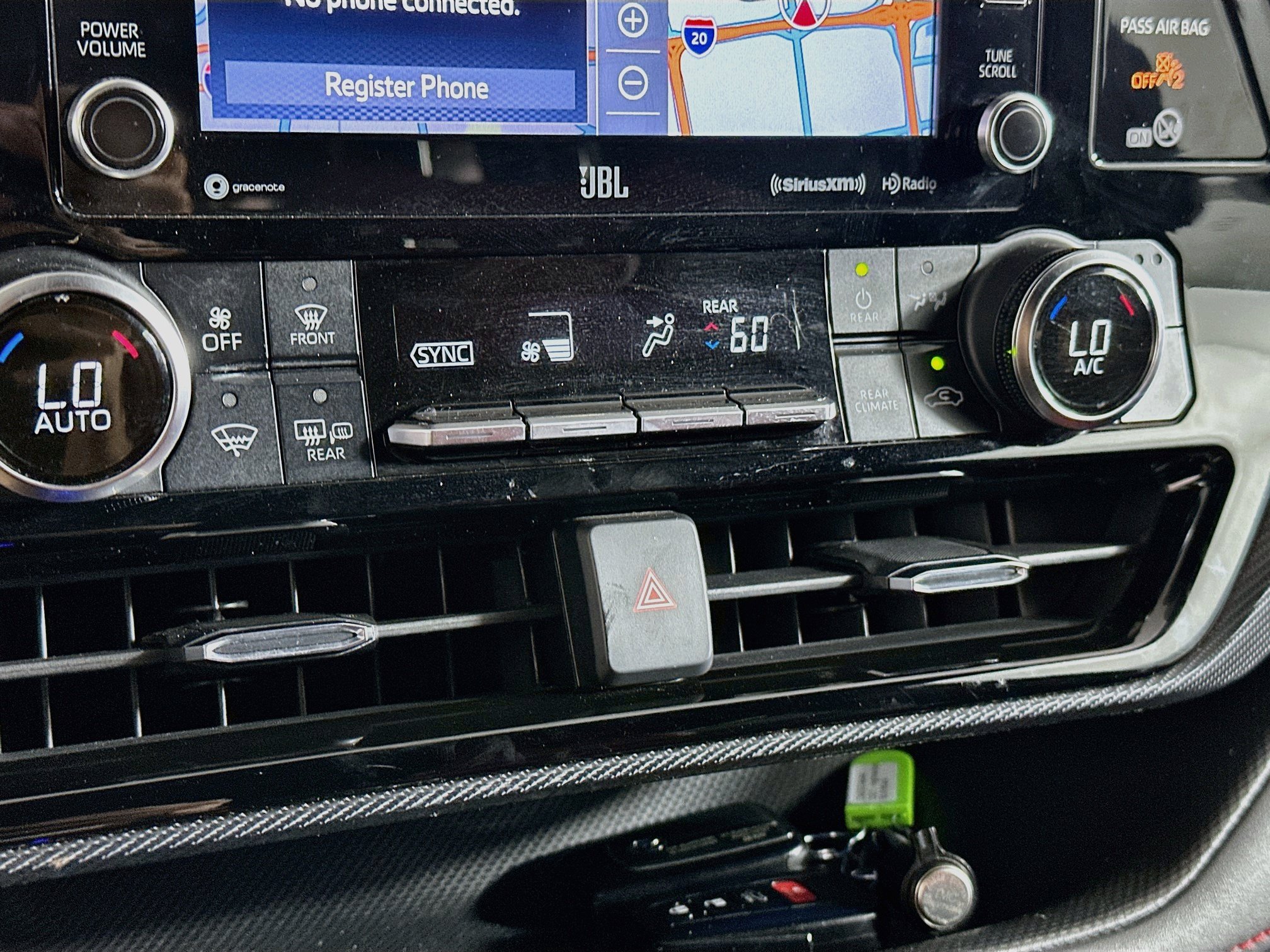 Used 2021 Toyota Highlander XSE FWD image 24