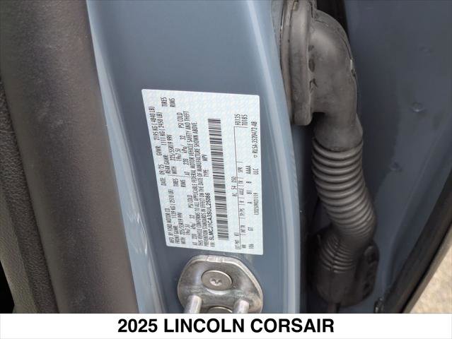 New 2025 Lincoln Corsair FWD w/ Equipment Group 101A image 15