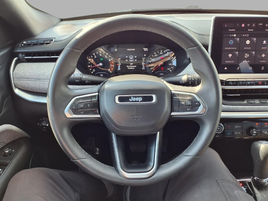 Used 2024 Jeep Compass Latitude AWD/4WD image 18