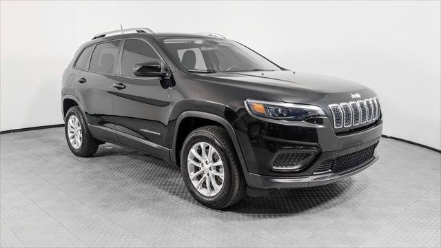 Used 2020 Jeep Cherokee Latitude AWD/4WD image 11
