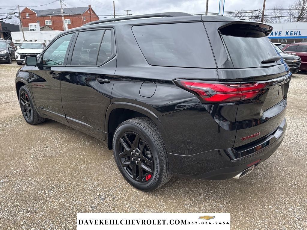 Used 2023 Chevrolet Traverse Premier w/ Redline Edition image 3