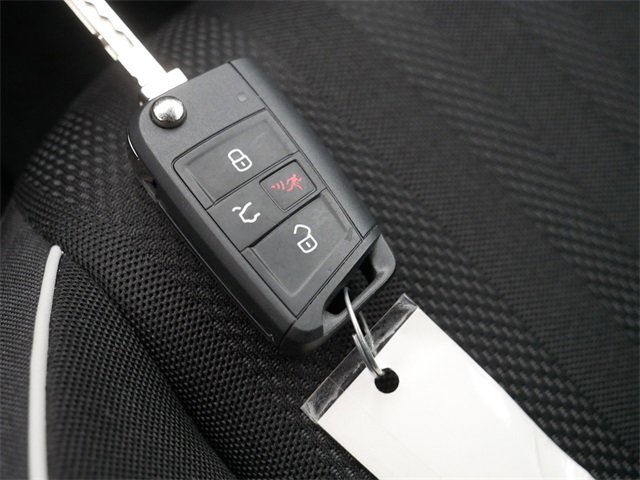 Certified 2024 Volkswagen Jetta Sport image 35