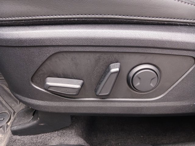 Used 2025 Kia Sorento SX AWD/4WD image 27
