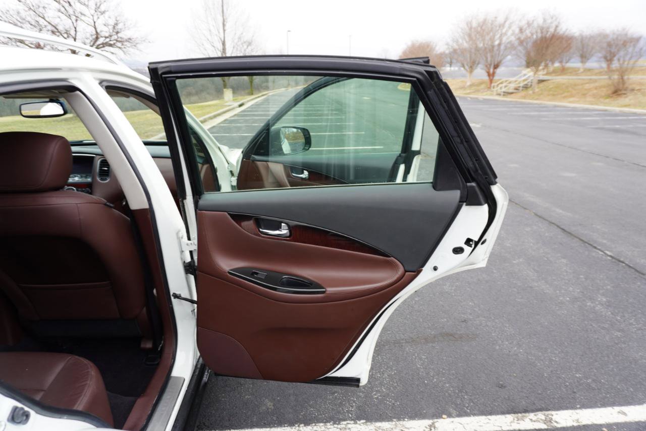 Used 2017 INFINITI QX50 AWD w/ Technology Package image 20