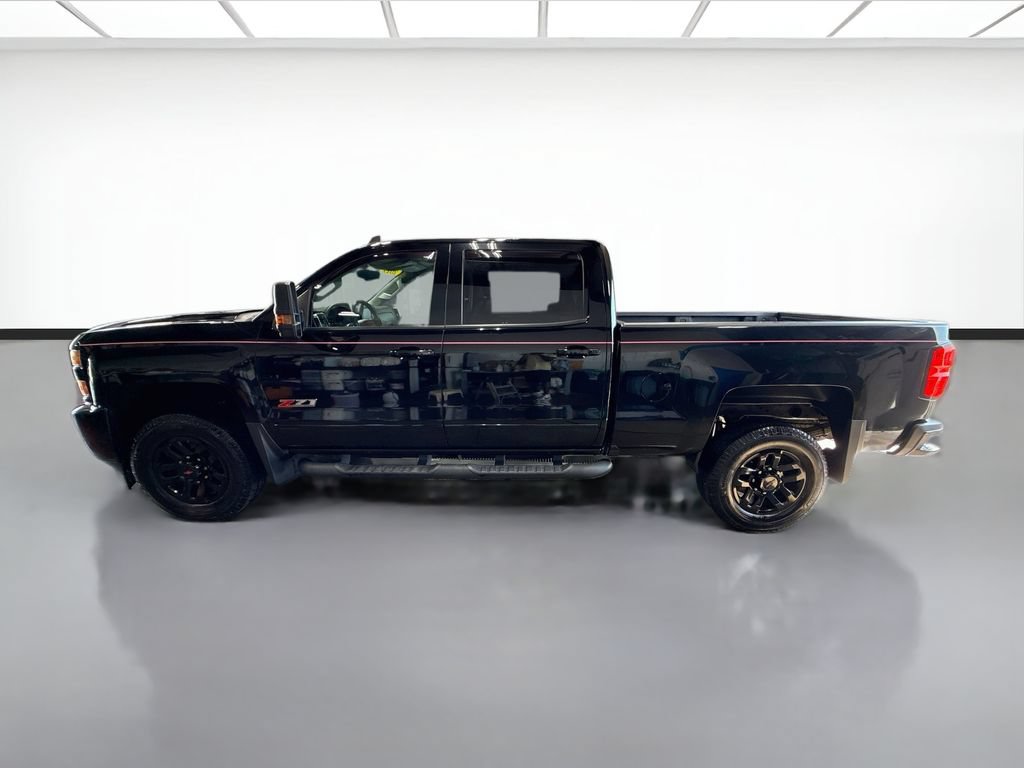 Used 2019 Chevrolet Silverado 2500 LTZ w/ Midnight Edition AWD/4WD image 8