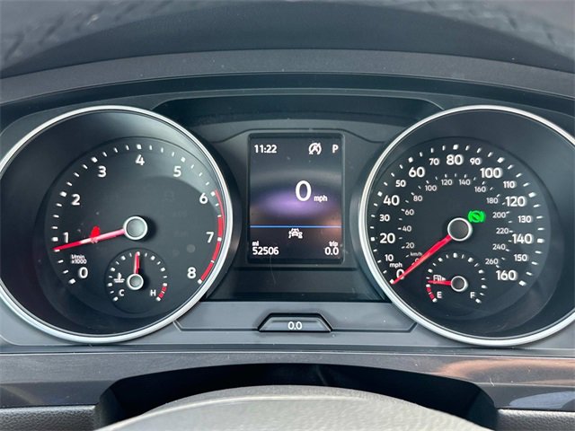 Used 2020 Volkswagen Tiguan SE w/ Panoramic Sunroof Package image 30
