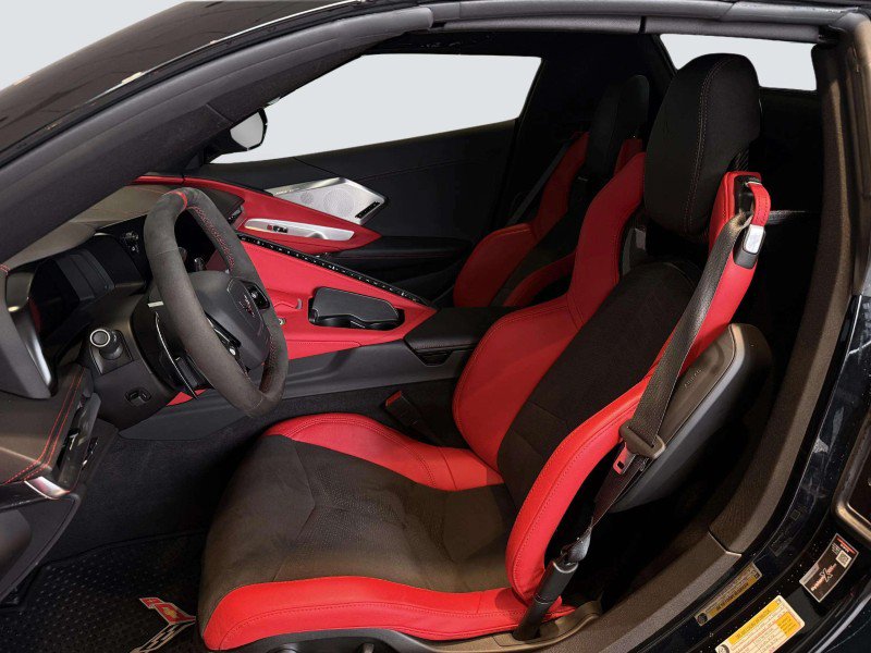 Used 2024 Chevrolet Corvette Stingray Preferred Conv w/ Z51 Performance Package RWD image 24
