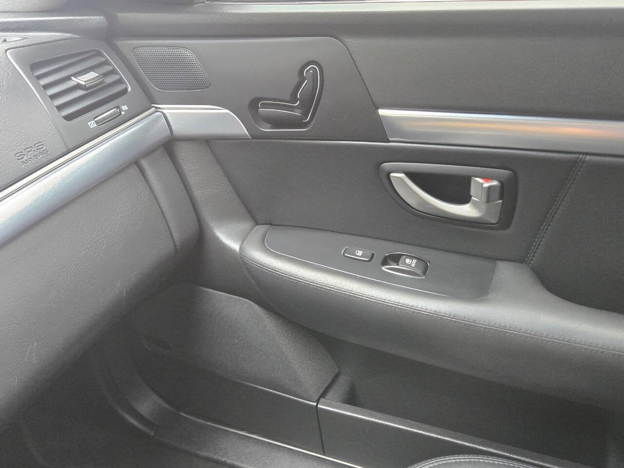 Used 2008 Kia Amanti w/ Leather Pkg image 25