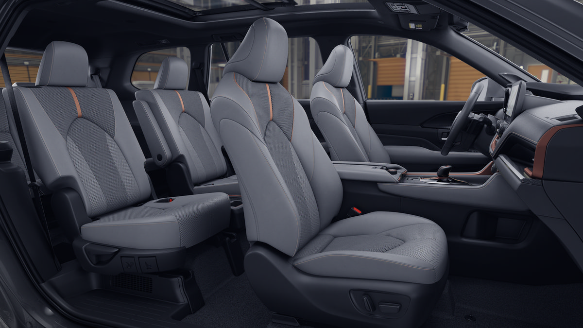 New 2026 Toyota Grand Highlander AWD Hybrid image 22